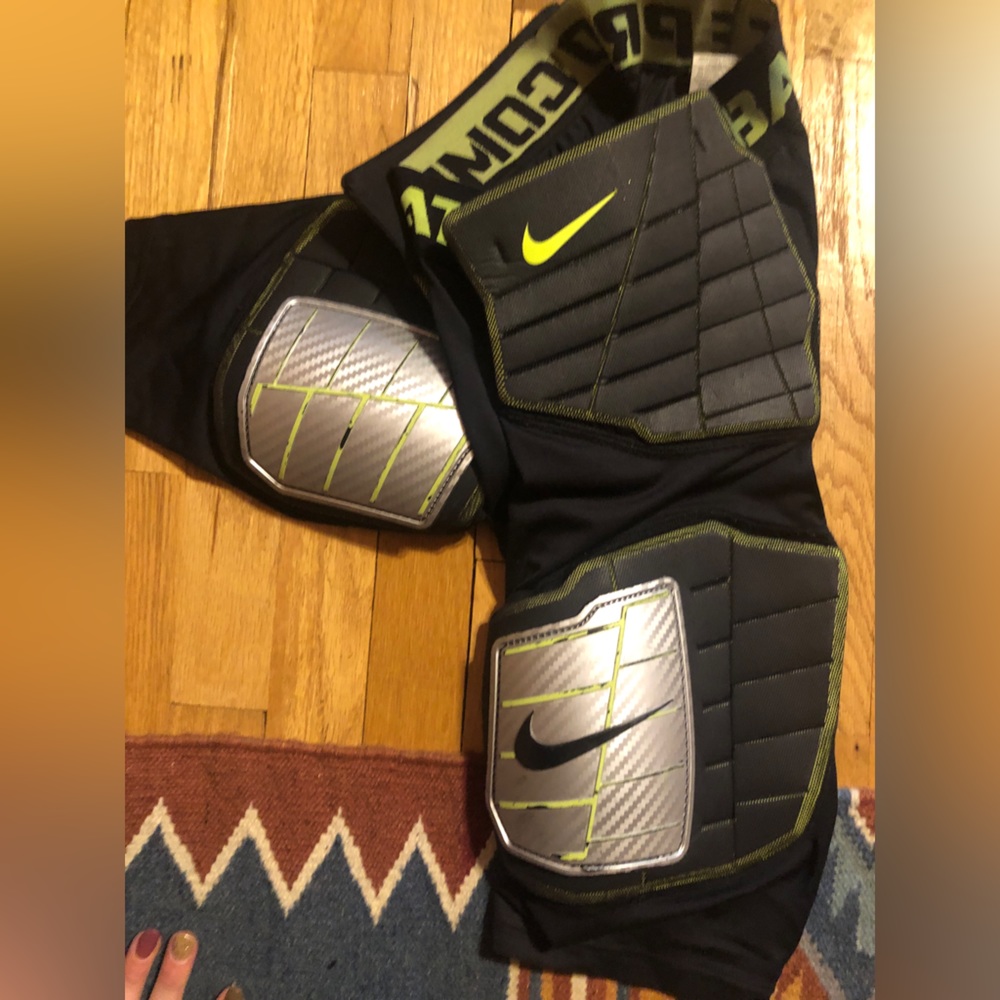 Nike Pro Combat Hyperstrong Hard 5 Plate Football Girdle Pants Adult EUC medium